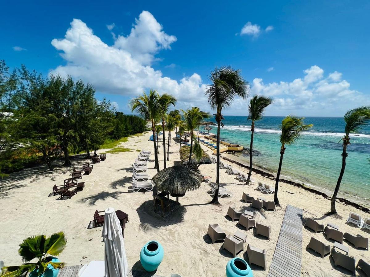 Nouveau Le Ti Merveilleux Du Manganao, Acces Plage Сен-Франсуа Экстерьер фото